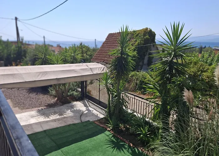 Independent With A View * Asprovalta