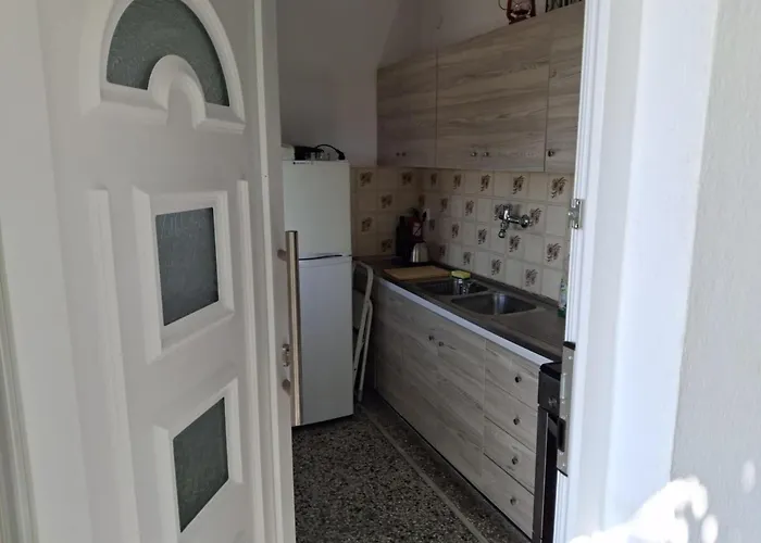 Independent With A View *