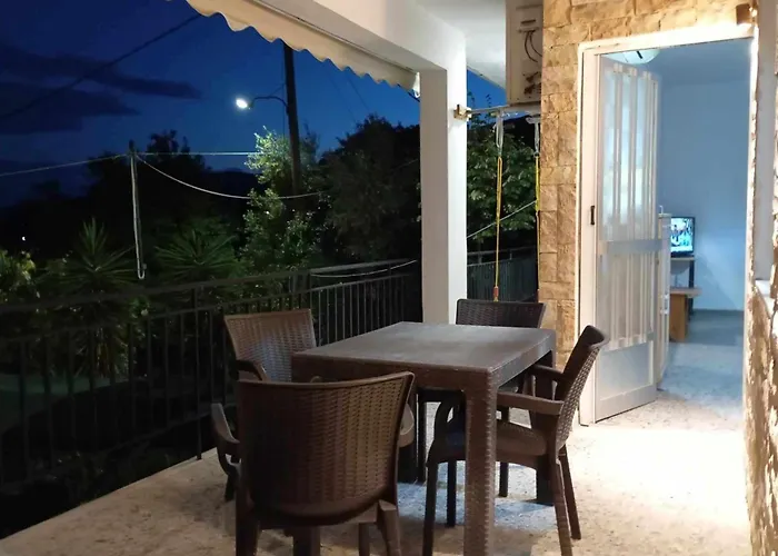 Independent With A View Asprovalta